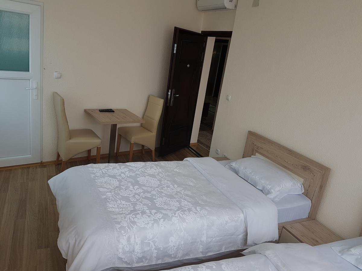 Bolero Hotel Ferizaj Zewnętrze zdjęcie