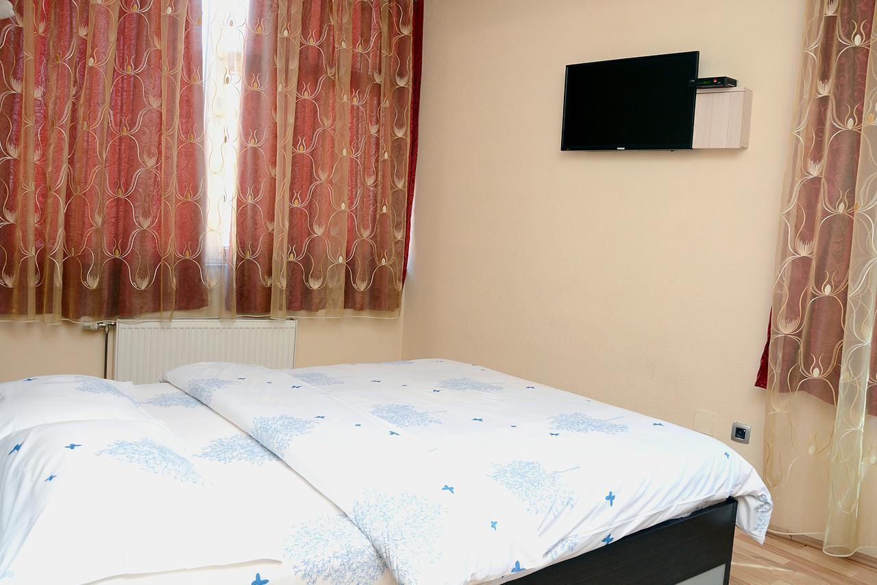 Bolero Hotel Ferizaj Zewnętrze zdjęcie