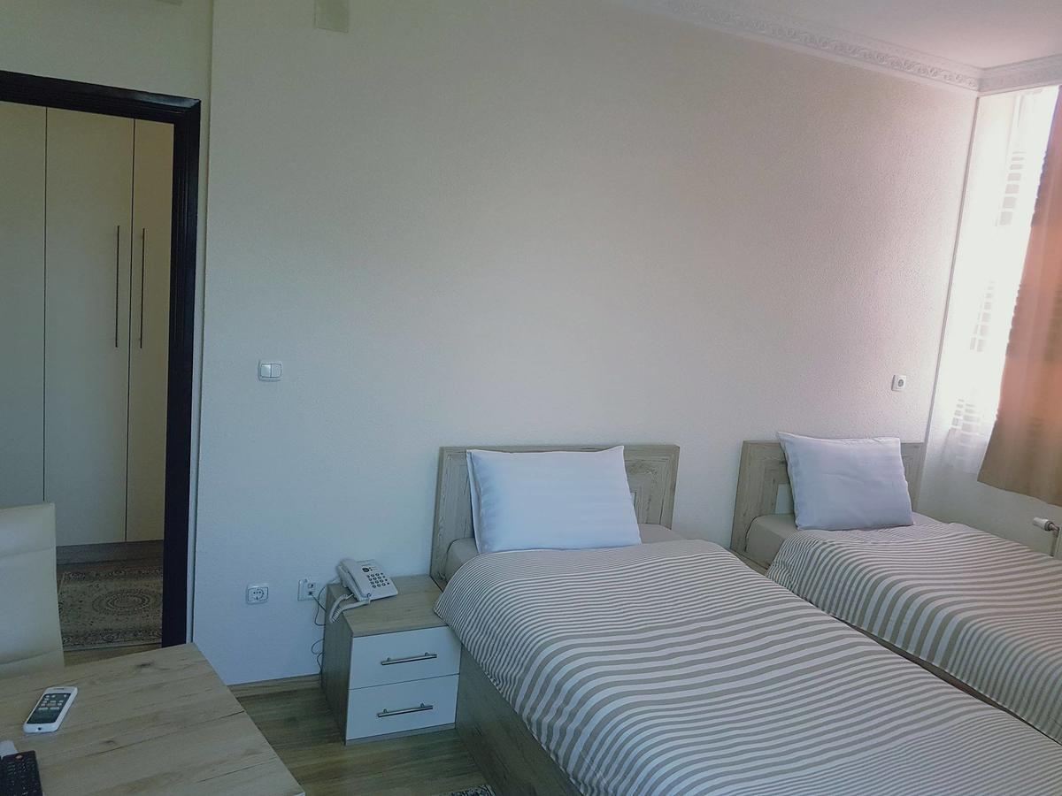 Bolero Hotel Ferizaj Zewnętrze zdjęcie
